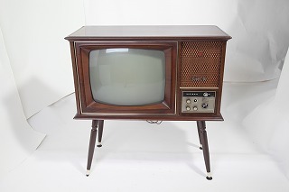 白黒テレビの写真