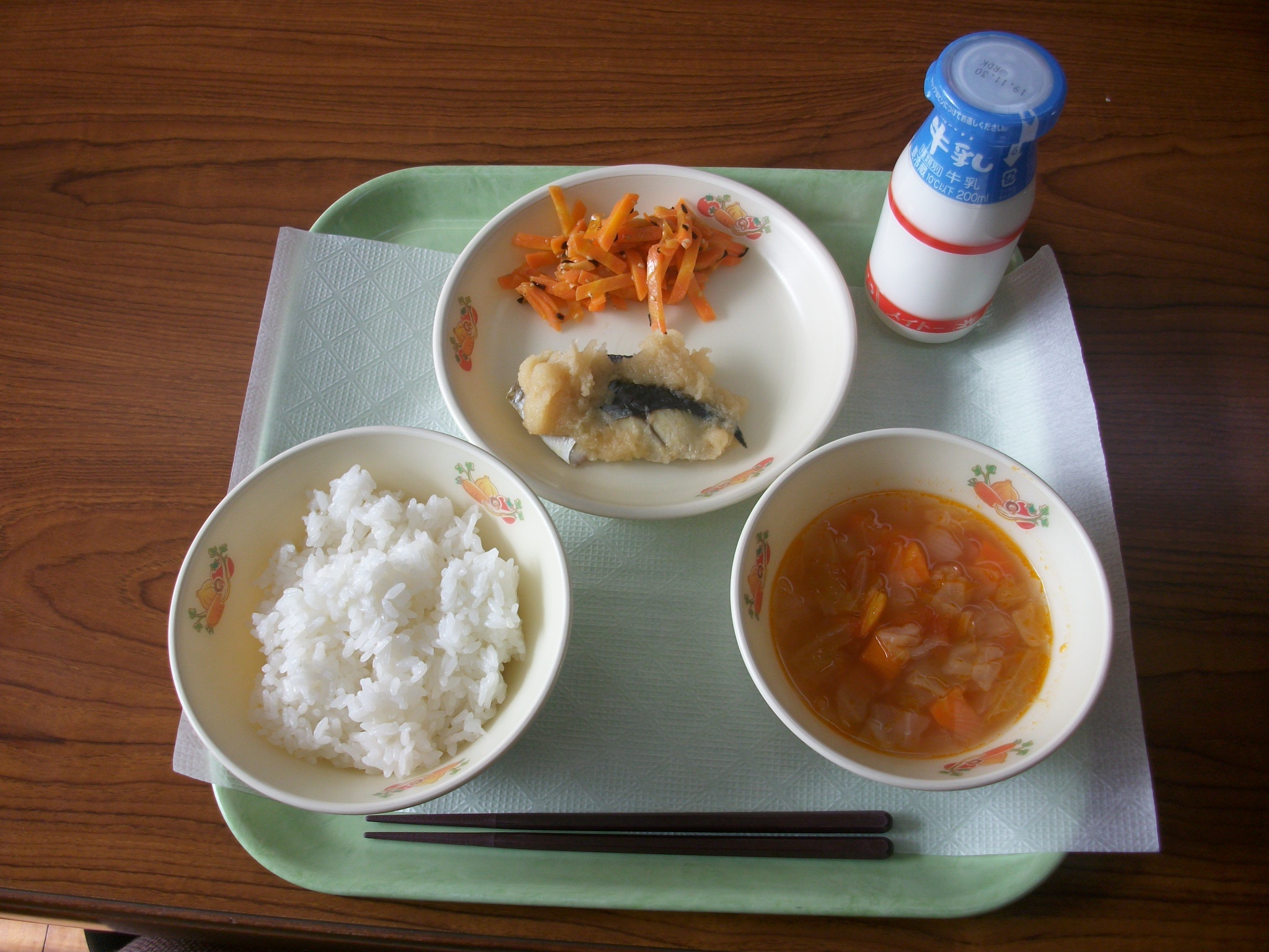 給食